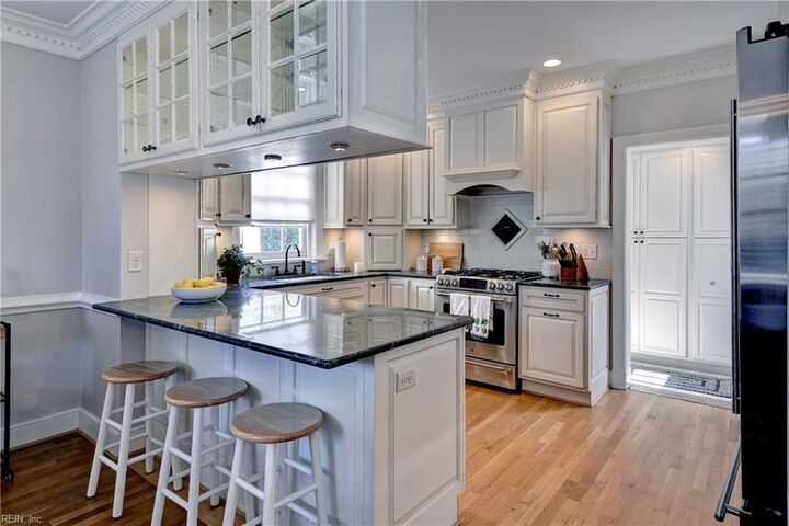 Property Photo: 505 Richmond Rd VA 23185