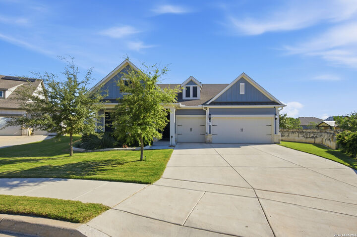 Property Photo:  11921 Lost Tendril  TX 78154 