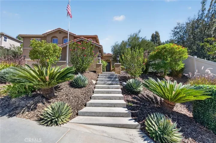 Property Photo:  42111 Majestic Court  CA 92592 