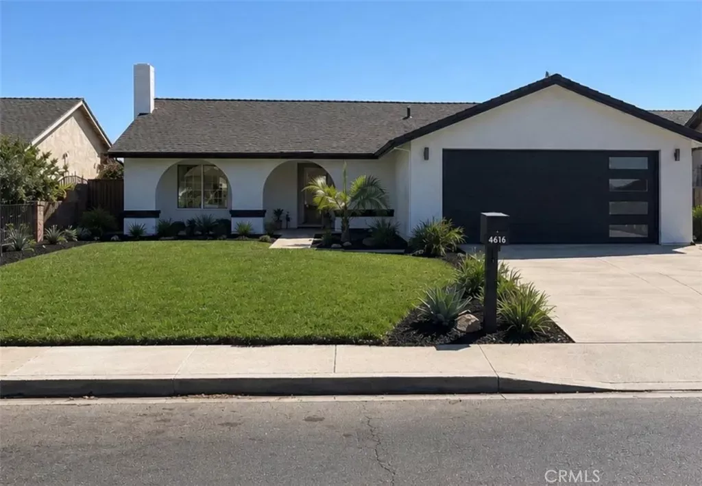 Property Photo:  1626 E Tam O Shanter  CA 91761 