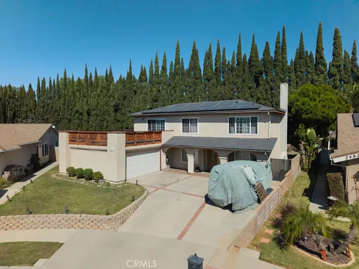 Property Photo:  2491 Castlemont Court North  CA 93063 