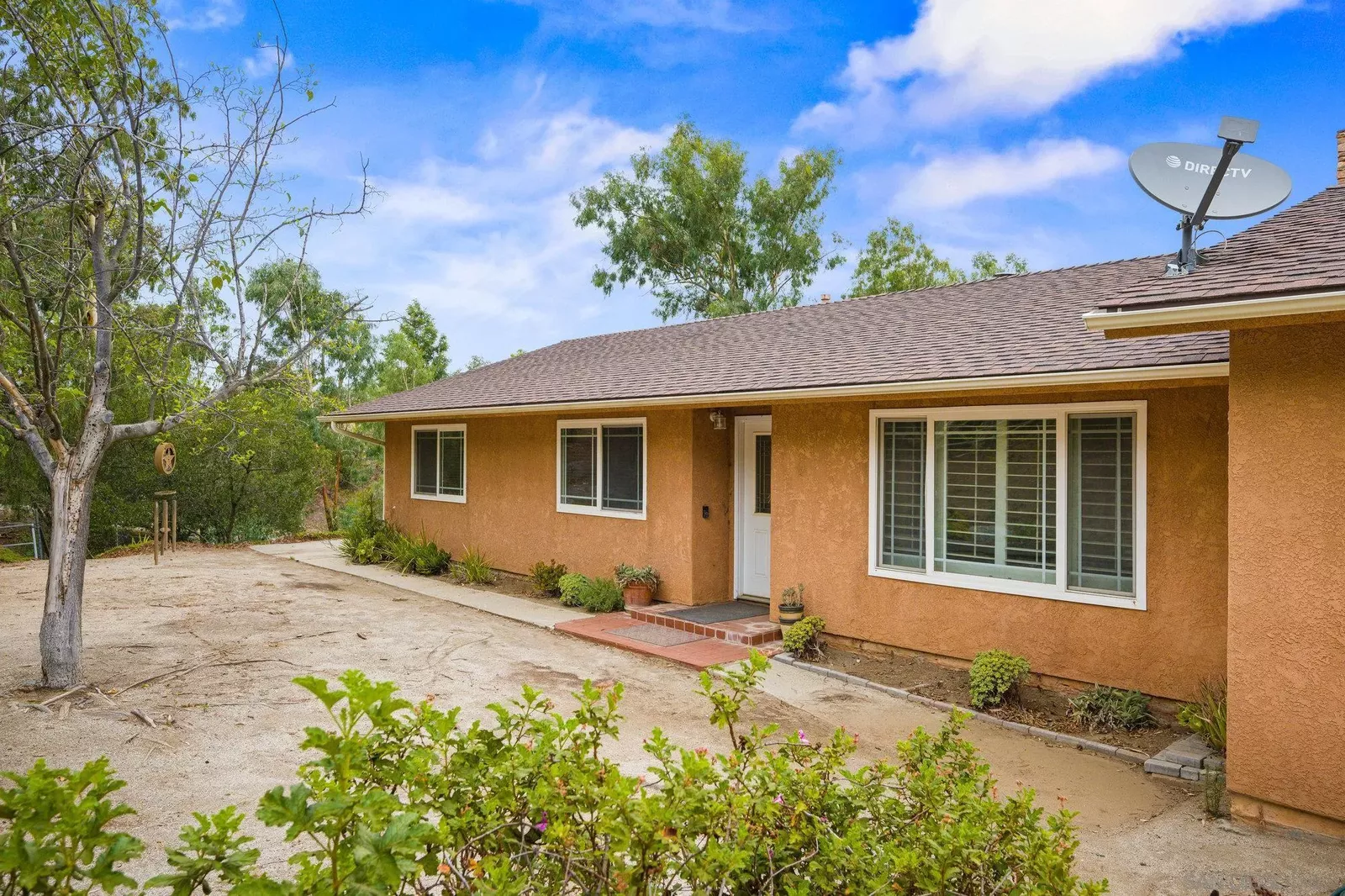 Property Photo: 19602 Santee Lane CA 92082