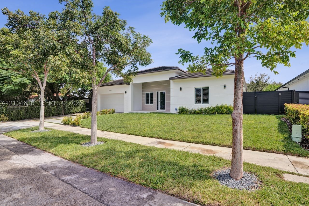 Property Photo: 21329 Ingraham Ave Rd FL 33189