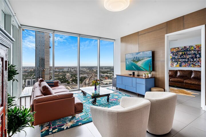 Property Photo:  1040 Biscayne Blvd 3607  FL 33132 