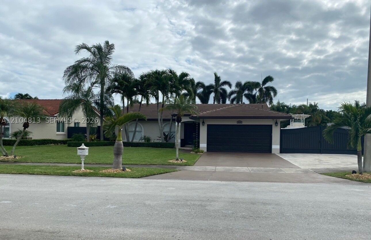 Property Photo:  15123 SW 146th Ave 15123  FL 33186 
