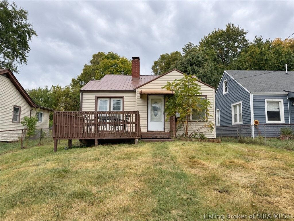 Property Photo:  1263 High Street  IN 47111 