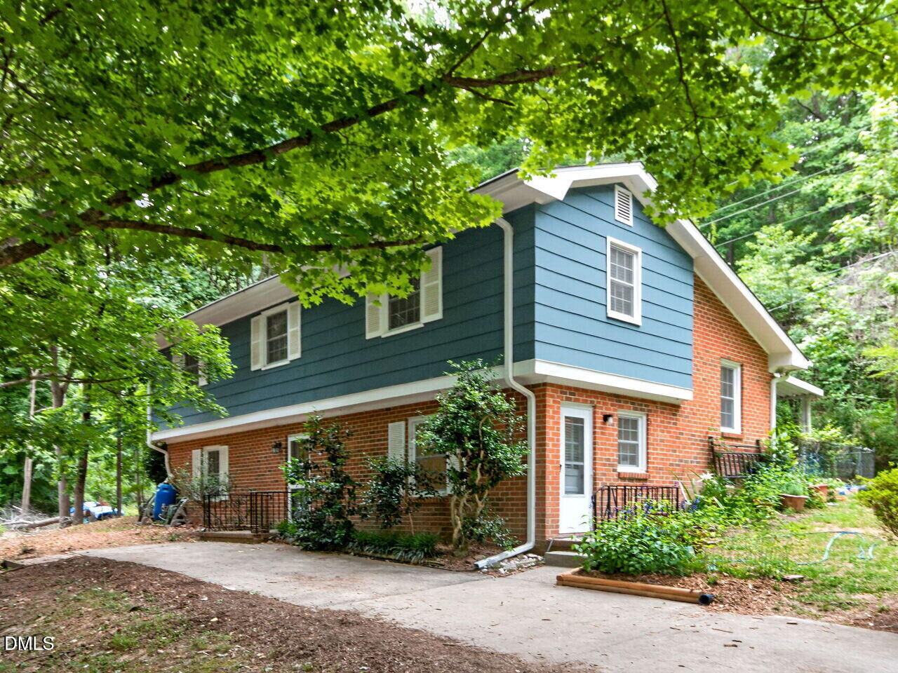 Property Photo:  411 Yorktown Drive  NC 27516 
