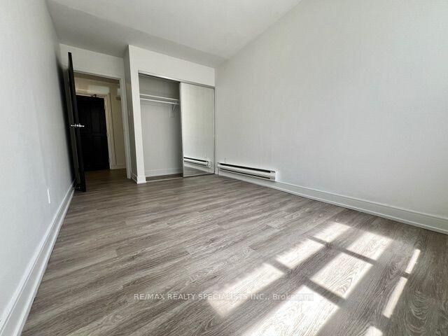 Property Photo: 100 Gloucester Street S 903 ON M4Y 1M1