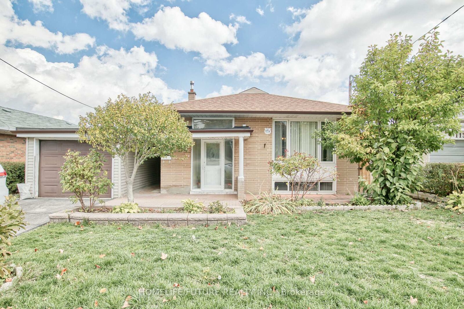 Property Photo:  115 Lowcrest Boulevard Bsmt  ON M1T 1K7 