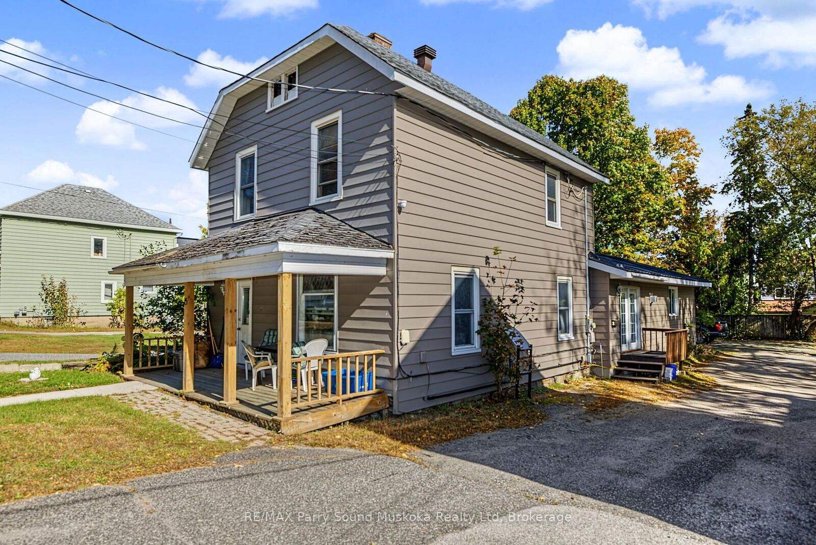Property Photo:  15 Church Street  ON P2A 1Y2 