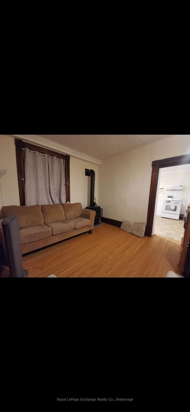 Property Photo:  75 Huron Street 1  ON N0G 2R0 