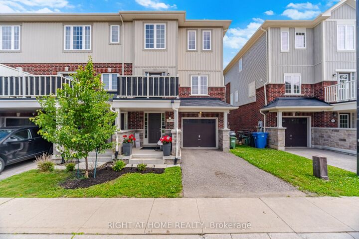 Property Photo:  88 Decorso Drive 73  ON N1L 0A1 