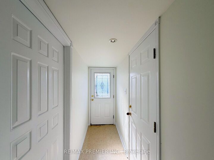 Property Photo:  10 Aishford Road  ON L3Z 3E3 