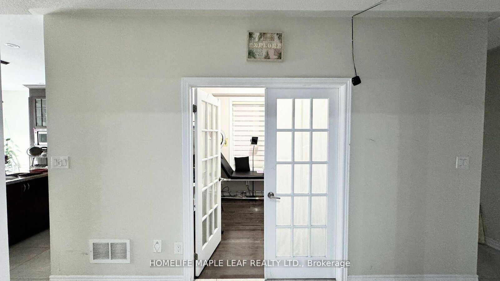 Property Photo: 8 Ricardo Road ON L6P 3Z1