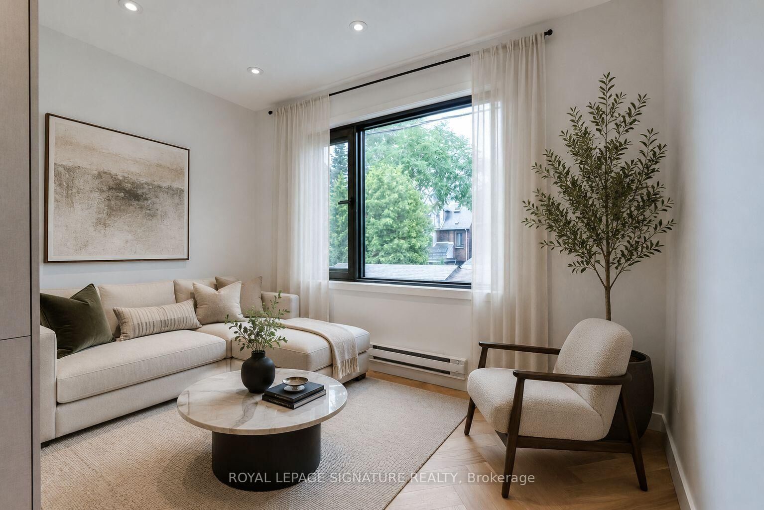 Property Photo:  390 Palmerston Boulevard Laneway  ON M6G 2N6 