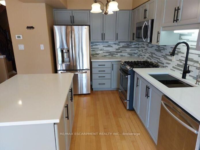 Property Photo: 16 Magnificent Way ON L0R 1C0