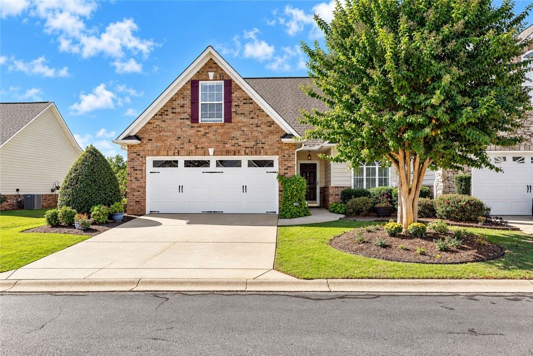 Property Photo:  118 Shipyard Circle  SC 29621 