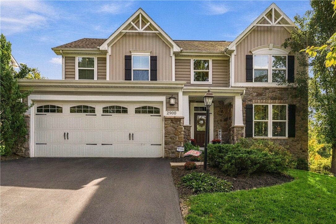 Property Photo: 2900 Cross Creek Ct PA 15044
