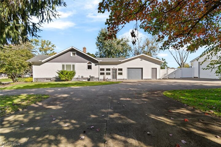 Property Photo: 664 Scott Place NW OH 44647