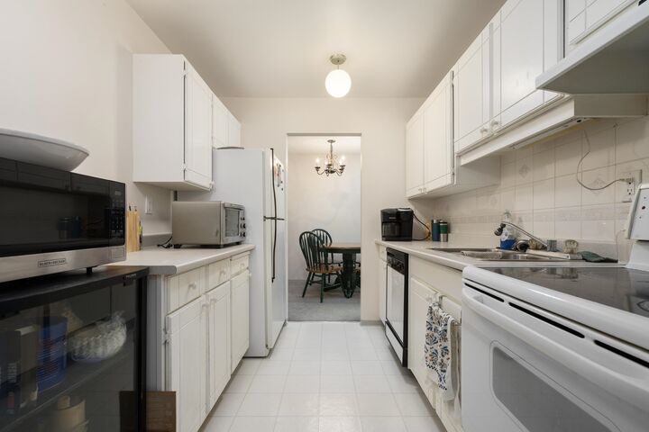 Property Photo:  3451 Springfield Drive 206  BC V7E 1Z2 