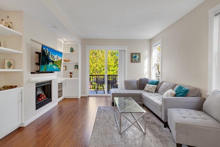 Photo de la propriété:  2495 Davies Avenue 43  BC V3C 0B2 