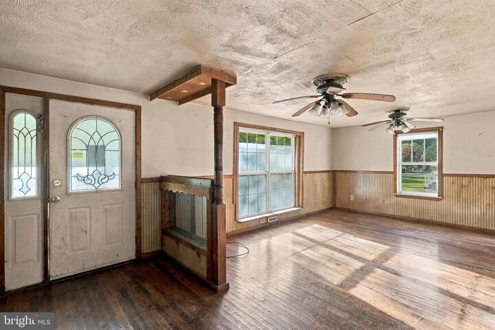 Property Photo: 11215 Wabash Street NW MD 21502