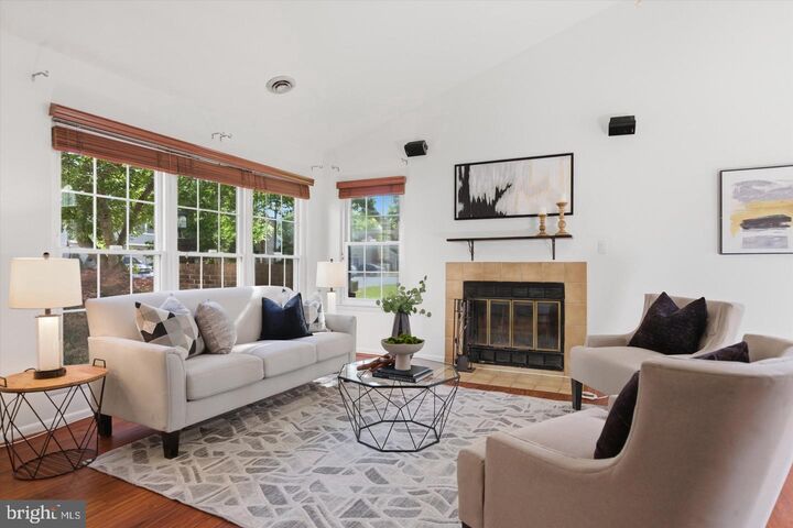 Property Photo:  4708 Colonel Ashton Place 424  MD 20772 