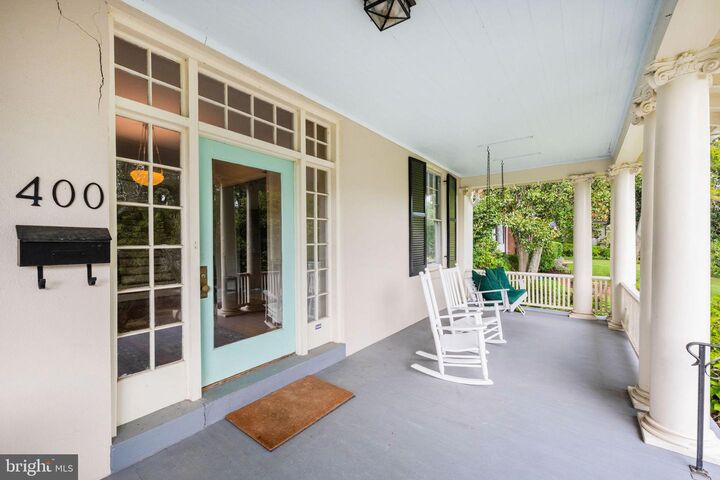 Property Photo:  400 N View Terrace  VA 22301 