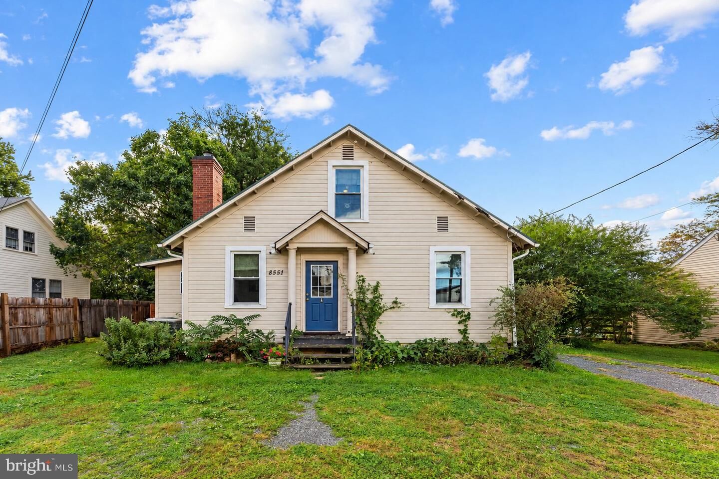 Property Photo: 8551 Anderson Avenue VA 20115