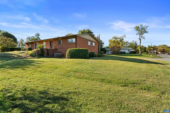 Property Photo:  2220 Dominion Dr  VA 22901 