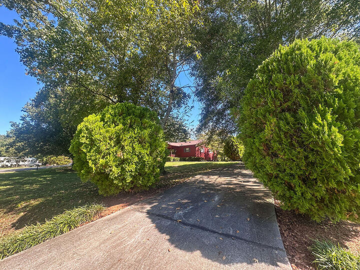 Property Photo:  964 Cotton Circle  GA 30705 