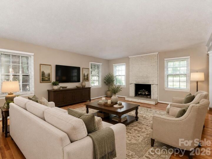 Property Photo:  727 Clayfield Court  NC 28209 