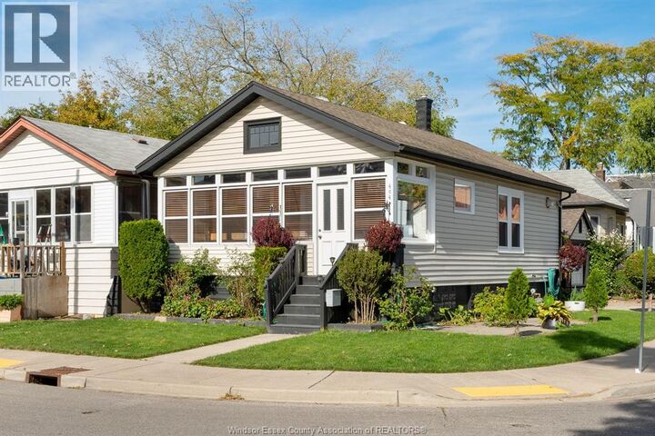 Property Photo:  404 Caroline Street  ON N9A 6A6 