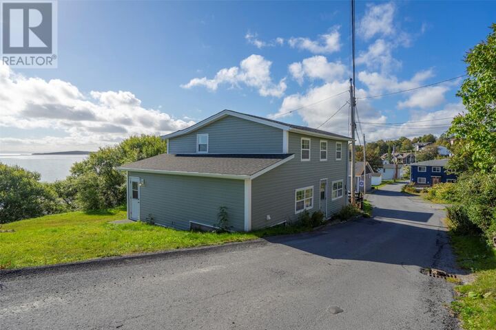 Property Photo:  20 Meadow Road  NL A0A 4E0 