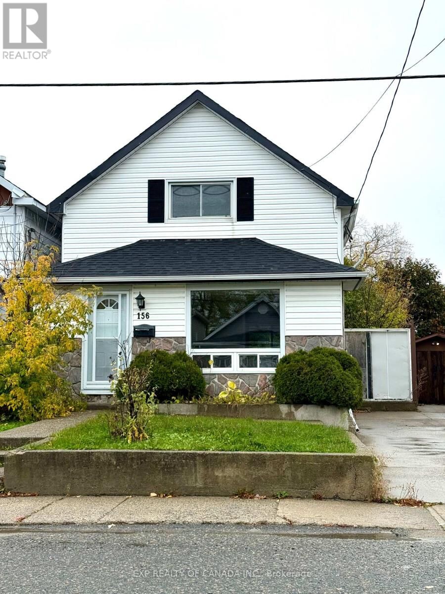 Property Photo: 156 Maple Street South ON P4N 1Y9