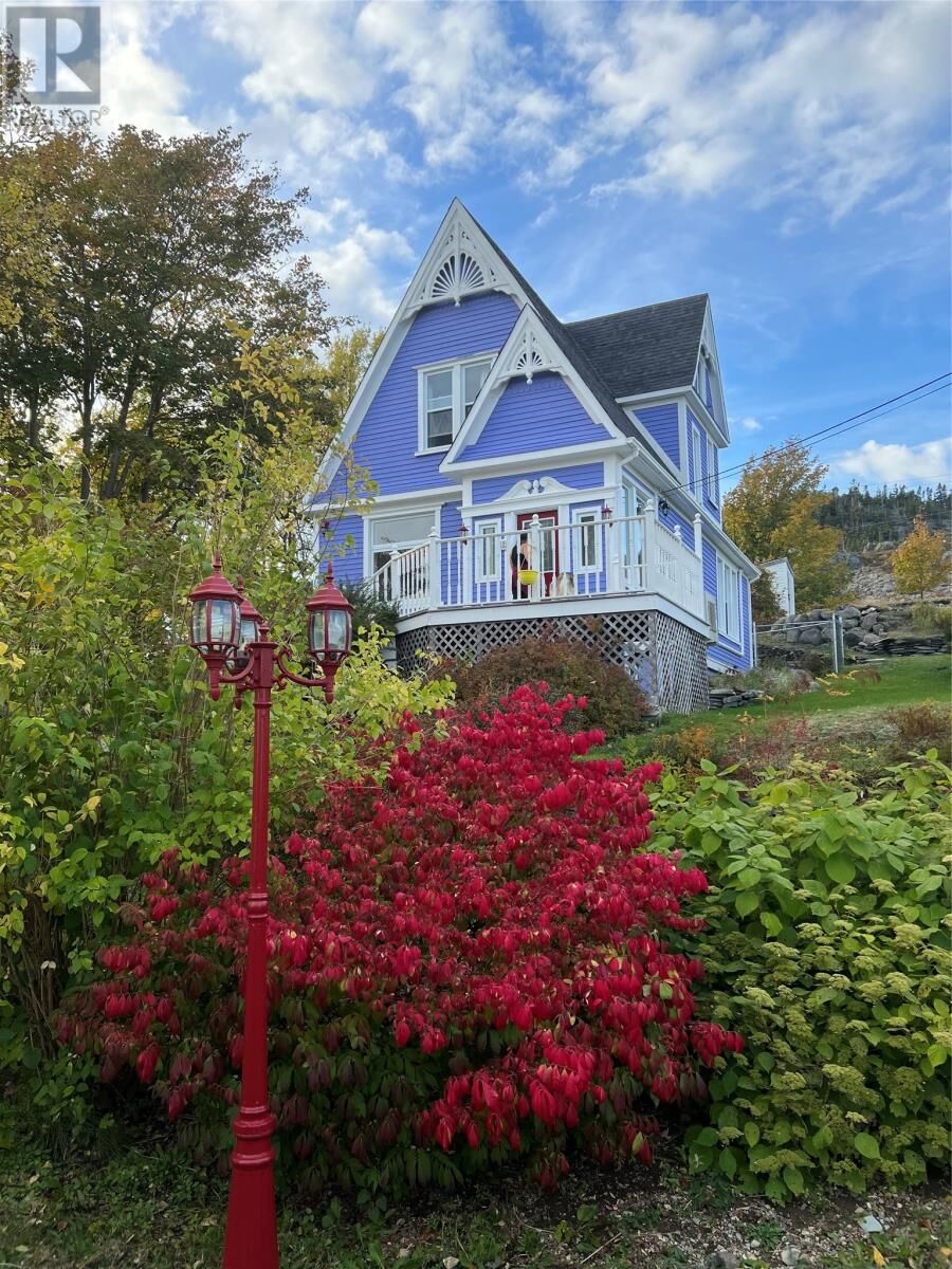 Property Photo:  2 Church Hill  NL A0C 1T0 