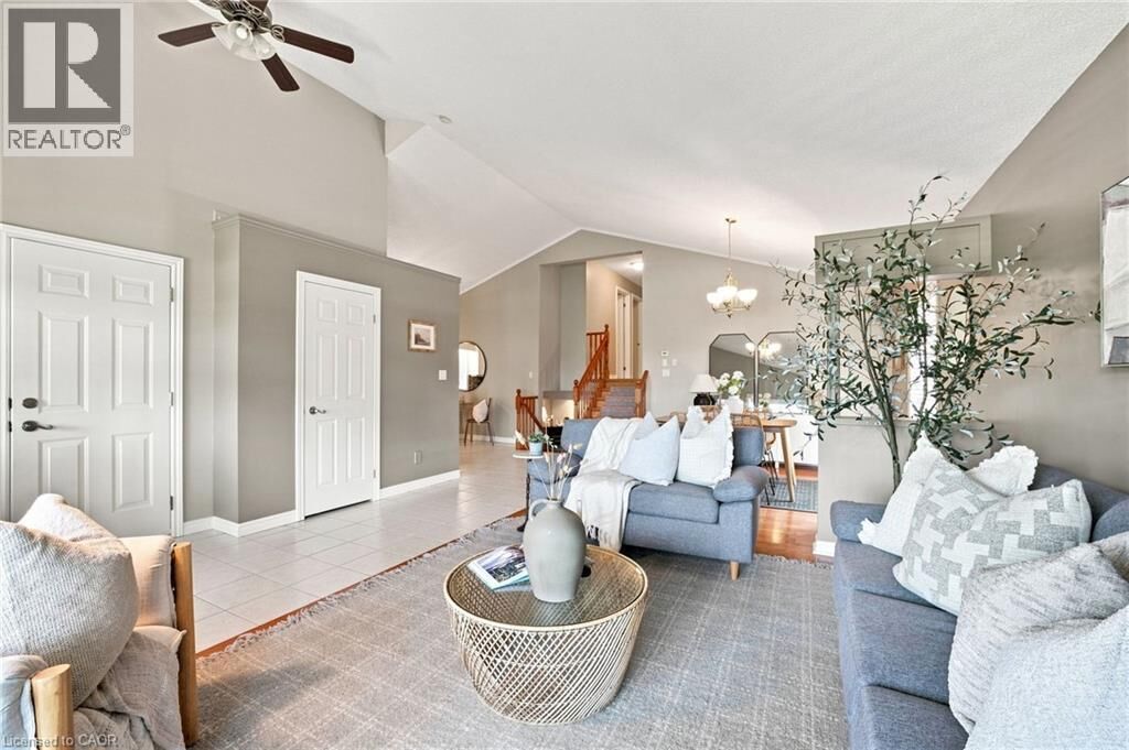 Property Photo:  546 Jerseyville Road West  ON L9G 3L5 