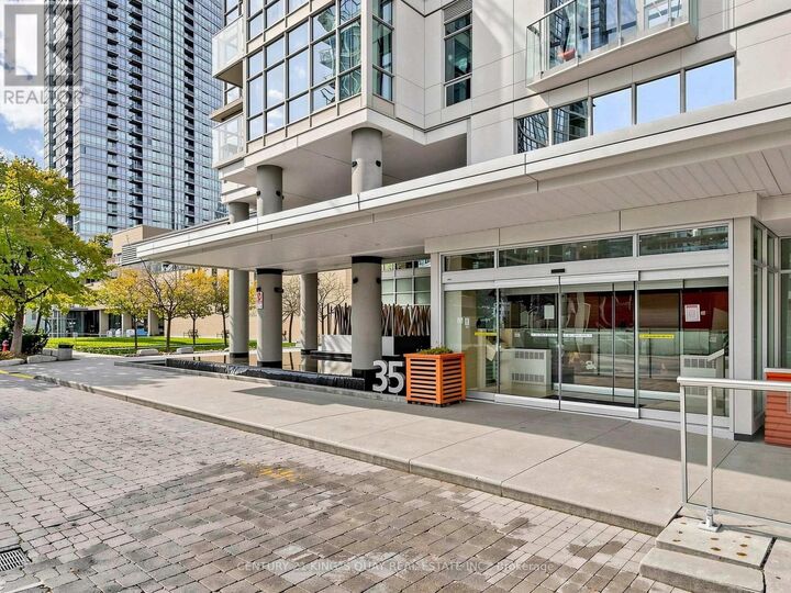 Property Photo: 35 Mariner Terrace 1502 ON M5V 3V9