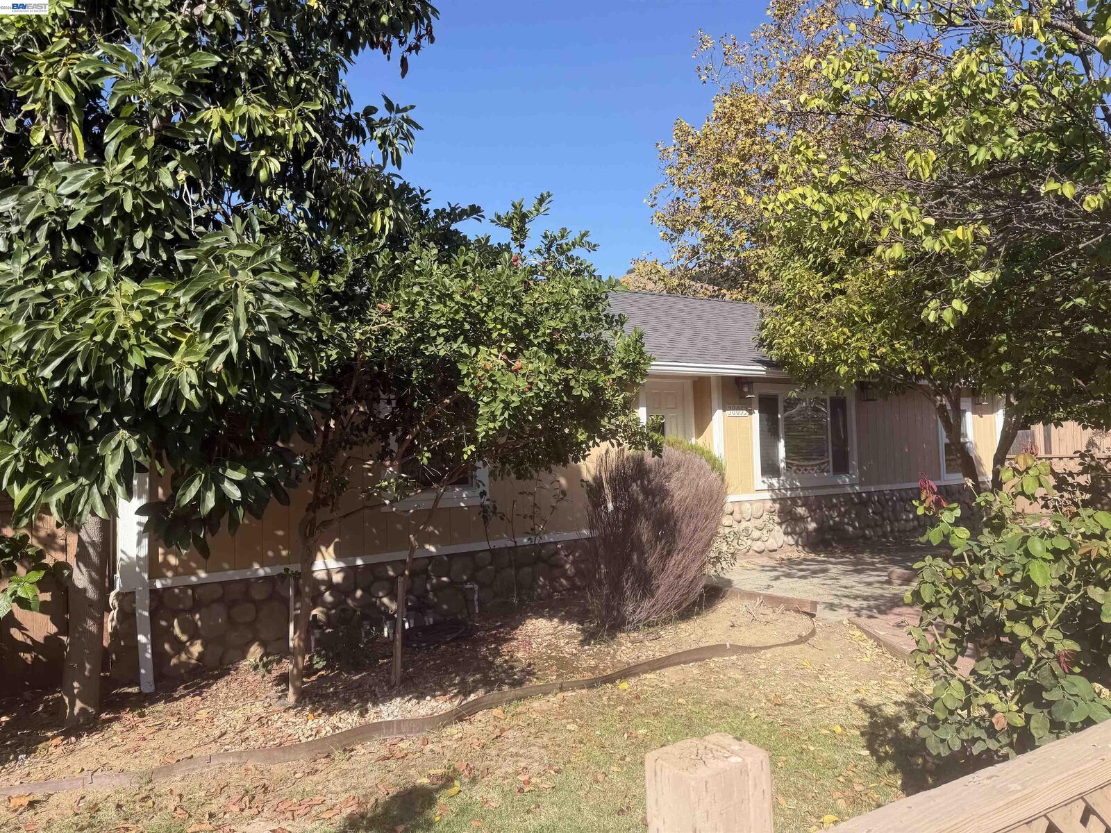 Property Photo:  38053 Canyon Heights Drive  CA 94536 