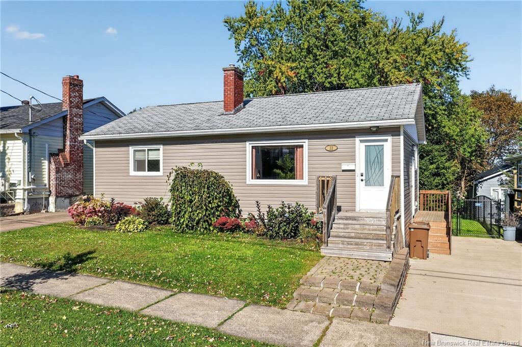 Property Photo:  33 Garfield Street  NB E1C 3Y6 