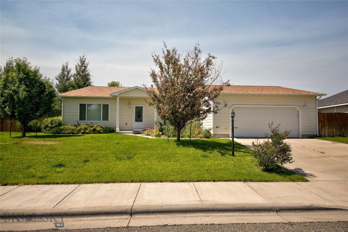 Property Photo: 715 Quasar Lane MT 59047