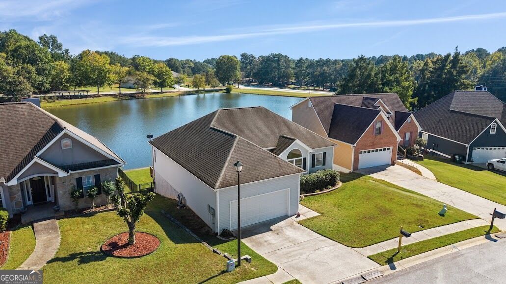 Property Photo:  107 Providence Court  GA 30116 