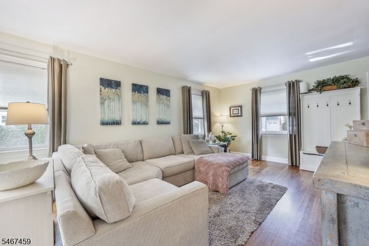 Property Photo:  124 Rhoda Ave  NJ 07110 