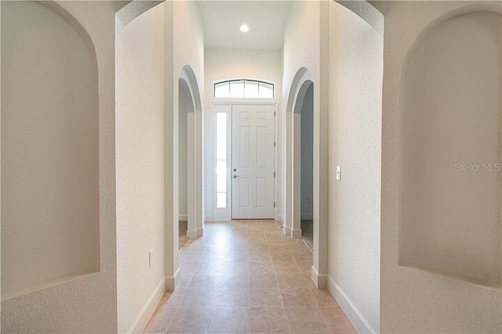 Property Photo:  1652 Lemon Avenue  FL 33881 