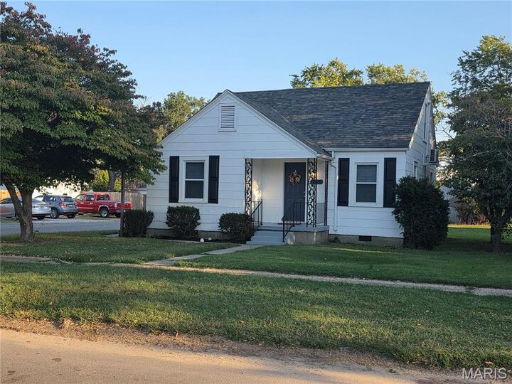 Property Photo:  735 E Kathleen Street  MO 63801 