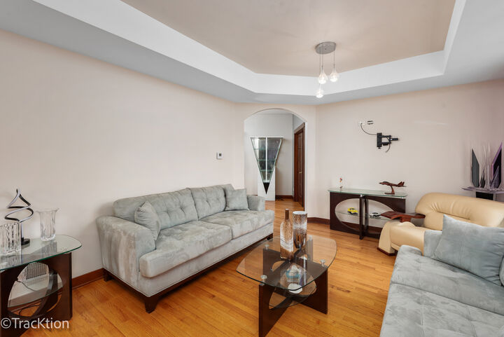 Property Photo:  617 W Wilson Avenue  IL 60148 