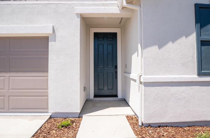 Property Photo:  1849 Holland Lane  CA 95337 