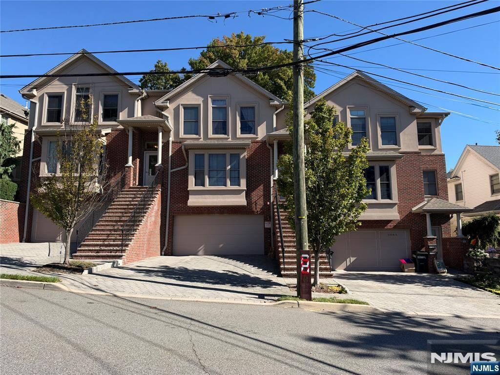 Property Photo: 1018 Morningside Lane B NJ 07024