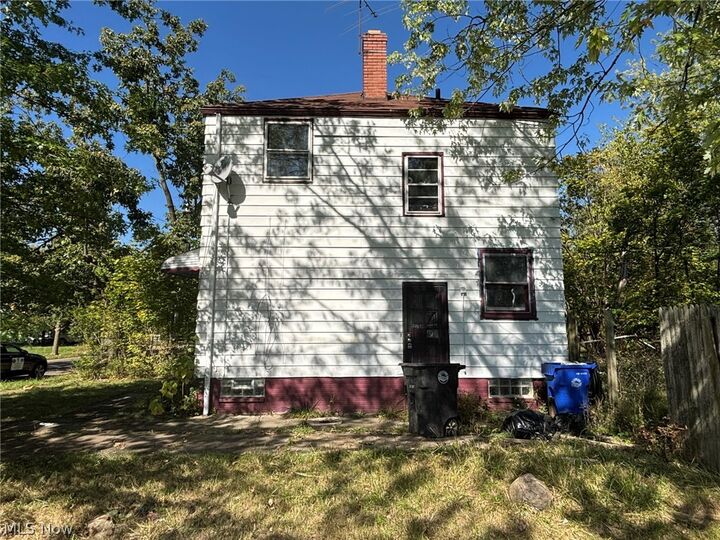 Property Photo: 3833 E 144th Street OH 44128