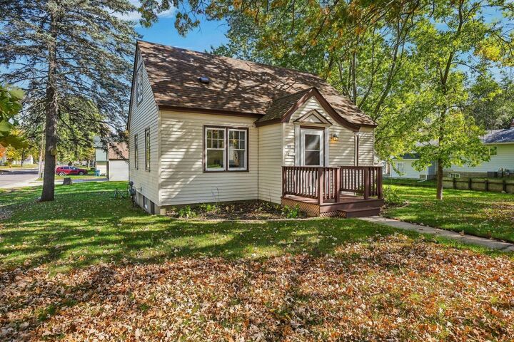 Property Photo:  800 Broadway Avenue S  MN 56379 